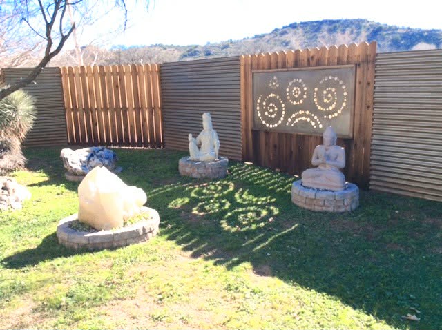 クリスタル・メディテーション・ガーデン